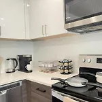 Setai Flat Smart Hub In Central Dallas, Downtown